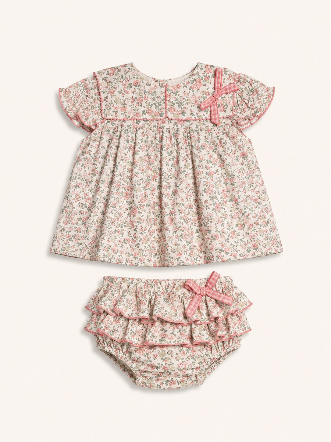 Conjunto flores rosadas