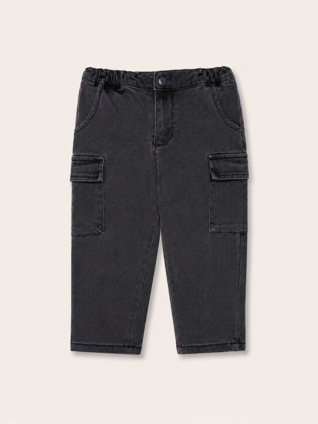 Jeans negro bolsillos